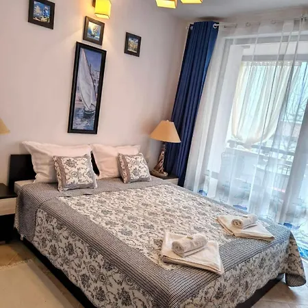 Oasis & Sea Garden Apartament Lozeneț